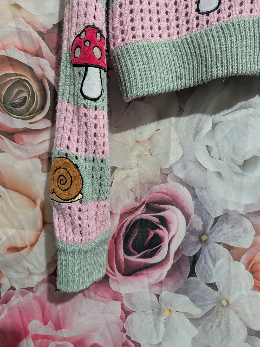 Hot Topic Mint Green & Pink Snail Mushroom Sweater Set - Picture 11 of 11